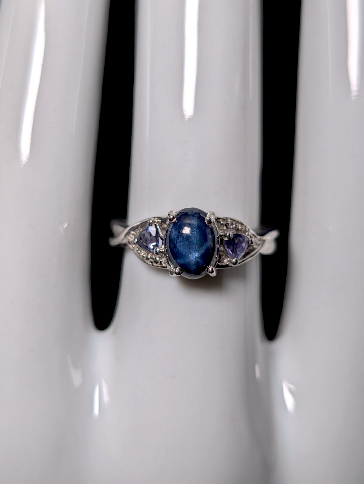 Vintage Cabochon Cut Genuine Star Sapphire Solitaire with Trillion Tanzanite Accent Stones Sterling Silver Ring