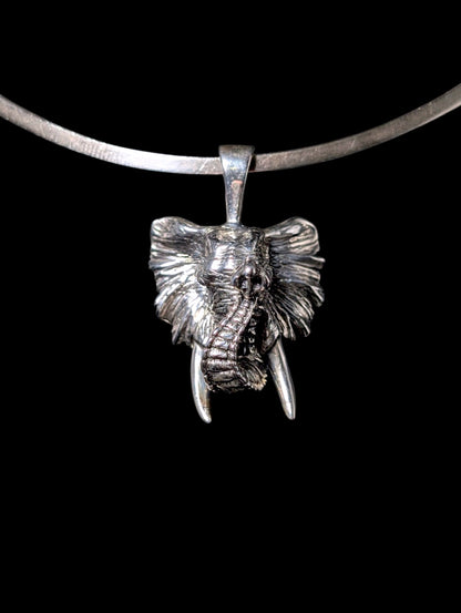 Vintage Large Kabana Lucky Elephant Sterling Silver 14g Pendant