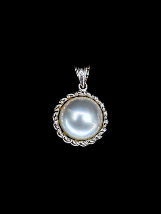 Vintage Cultured Cabochon Genuine Pearl Pendant in Sterling Silver