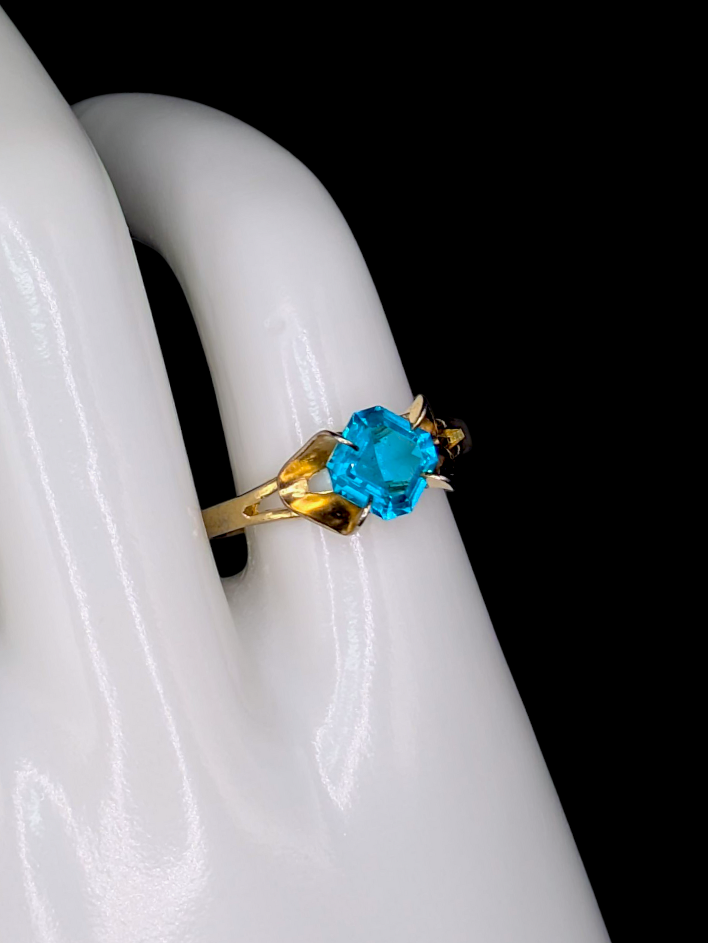 Vintage Joseph Esposito Simulated Aquamarine Solitaire 10K Gold Filled Ring