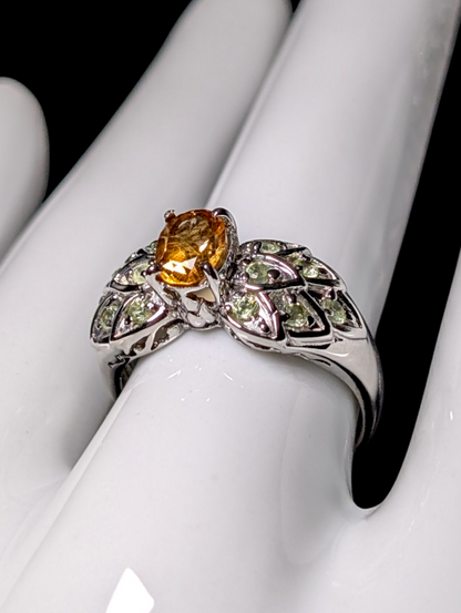 Vintage Oval Cut Genuine Golden Citrine Solitaire with Peridot Accents Stones Sterling Silver Ring