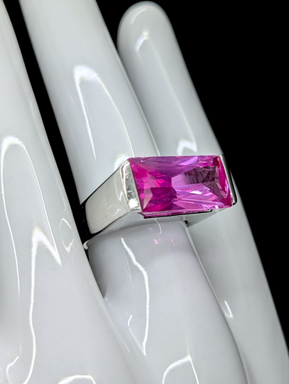 1980s 16 Carat East West Baguette Cut Genuine Pink Sapphire Solitaire Silver Ring