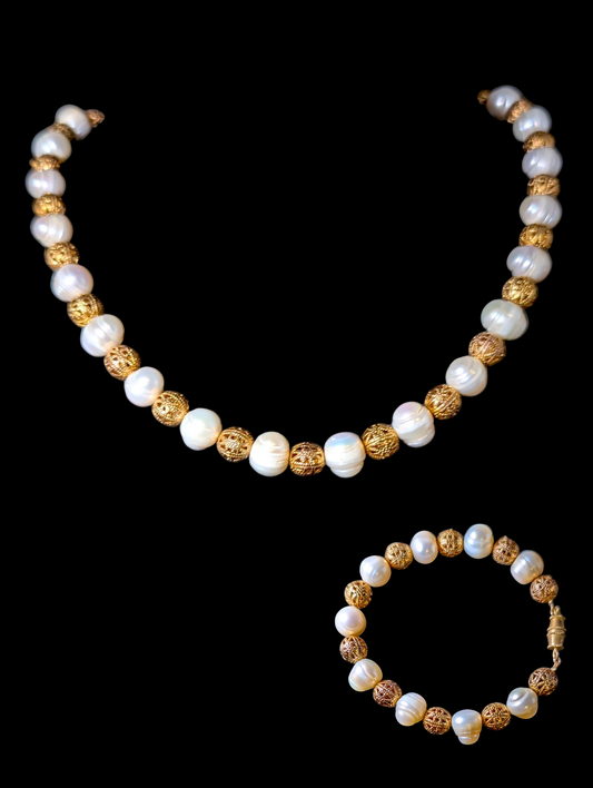 Vintage Baroque Style Genuine Pearls and Gold Toned Filigree Beads Necklace and Bracelet Set