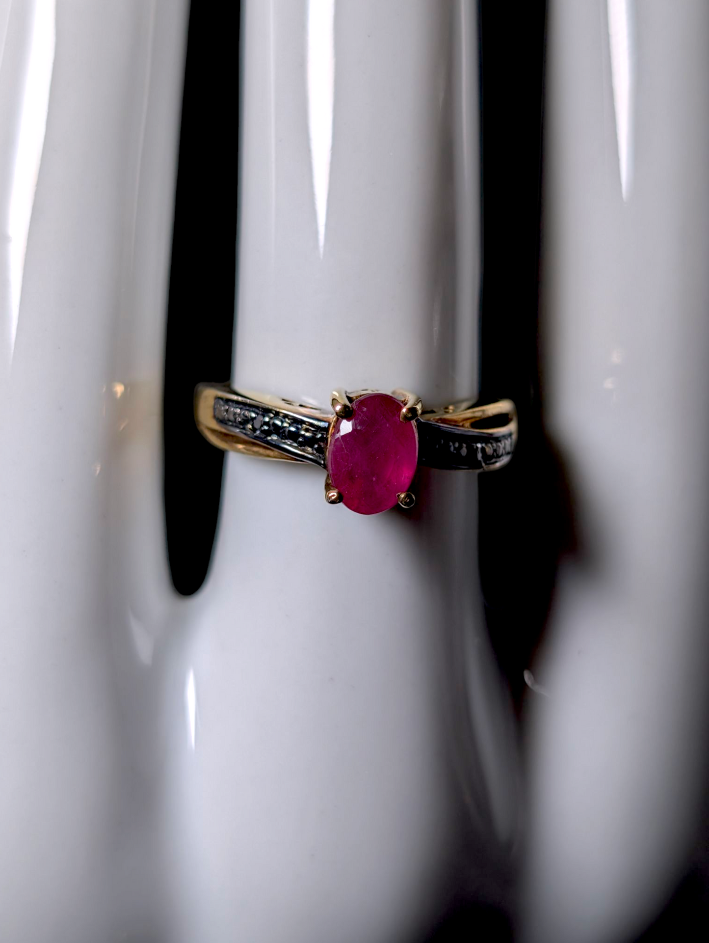 Vintage Oval Cut Earth Mined Genuine Ruby Solitaire with Black Diamond Accent Stones 18k Yellow Gold Vermeil Ring