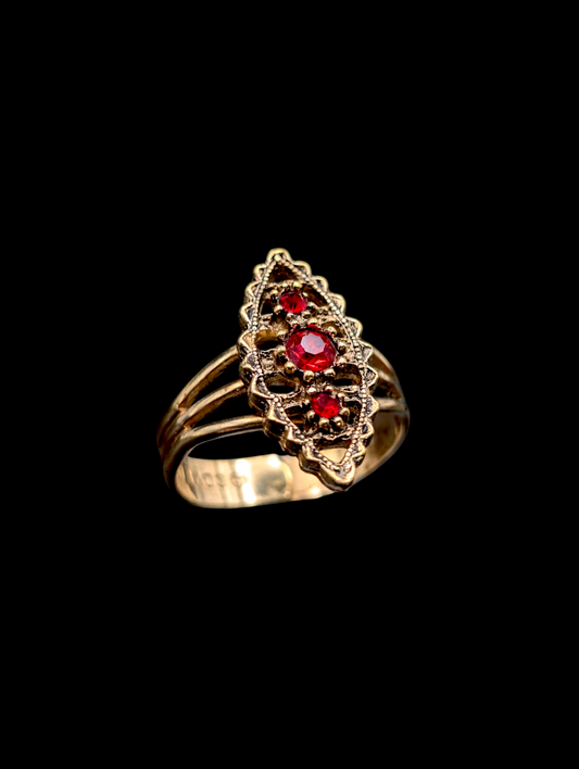 Vintage Simulated Ruby Sarah Conventry Gold Toned Adjustable Costume Ring