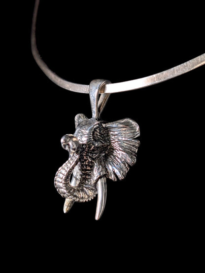 Vintage Large Kabana Lucky Elephant Sterling Silver 14g Pendant