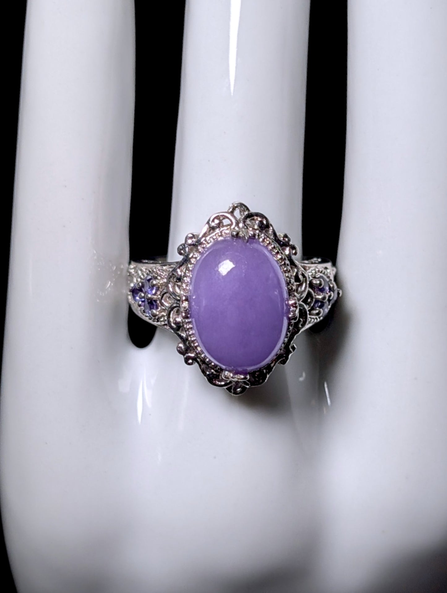 Vintage Genuine Purple Jade Solitaire, Amethyst Accents Sterling Silver Ring