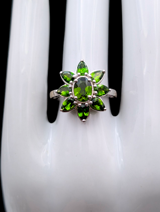 Vintage Flower Starburst Cluster Earth Mined Genuine Chrome Diopside Sterling Silver Ring