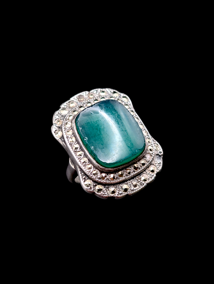 1920s Antique Art Deco Green Chrysoprase and Marcasite Sterling Silver Pinky Ring