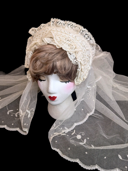 1970s Vintage Prairie Bonnet Style Wedding Headpiece