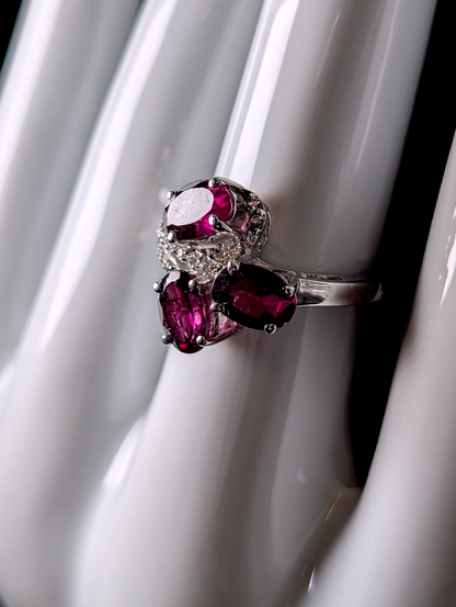 Vintage Three Stone Oval Cut Genuine Rhodolite Garnet and White Topaz Sterling Silver Ring
