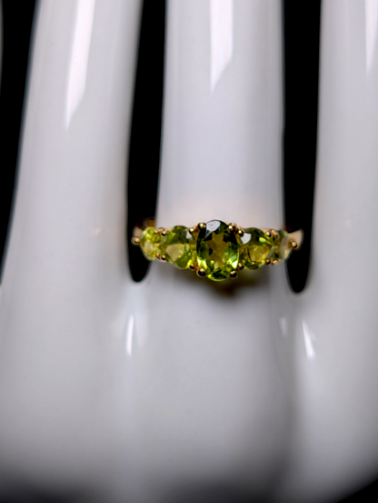 Vintage Graduating Round Cut Genuine Peridot 14k Yellow Gold Vermeil Ring