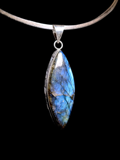 Vintage Large Genuine Blue Fire Labradorite Marquise Solitaire Sterling Silver Pendant