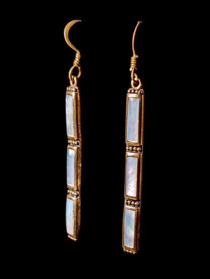 Vintage Genuine Mother of Pearl Dangle 10k Gold Rectangular Bar Earrings
