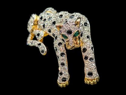 Vintage Large Rhinestone Leopard with Emerald Green Eyes Gold Toned Brooch Pin