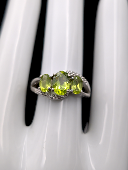 Vintage 3 Stone Oval Cut Genuine Peridot and Diamond Sterling Silver Ring