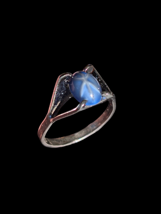 Vintage Sterling Simulated Star Sapphire Solitaire Costume Silver Ring