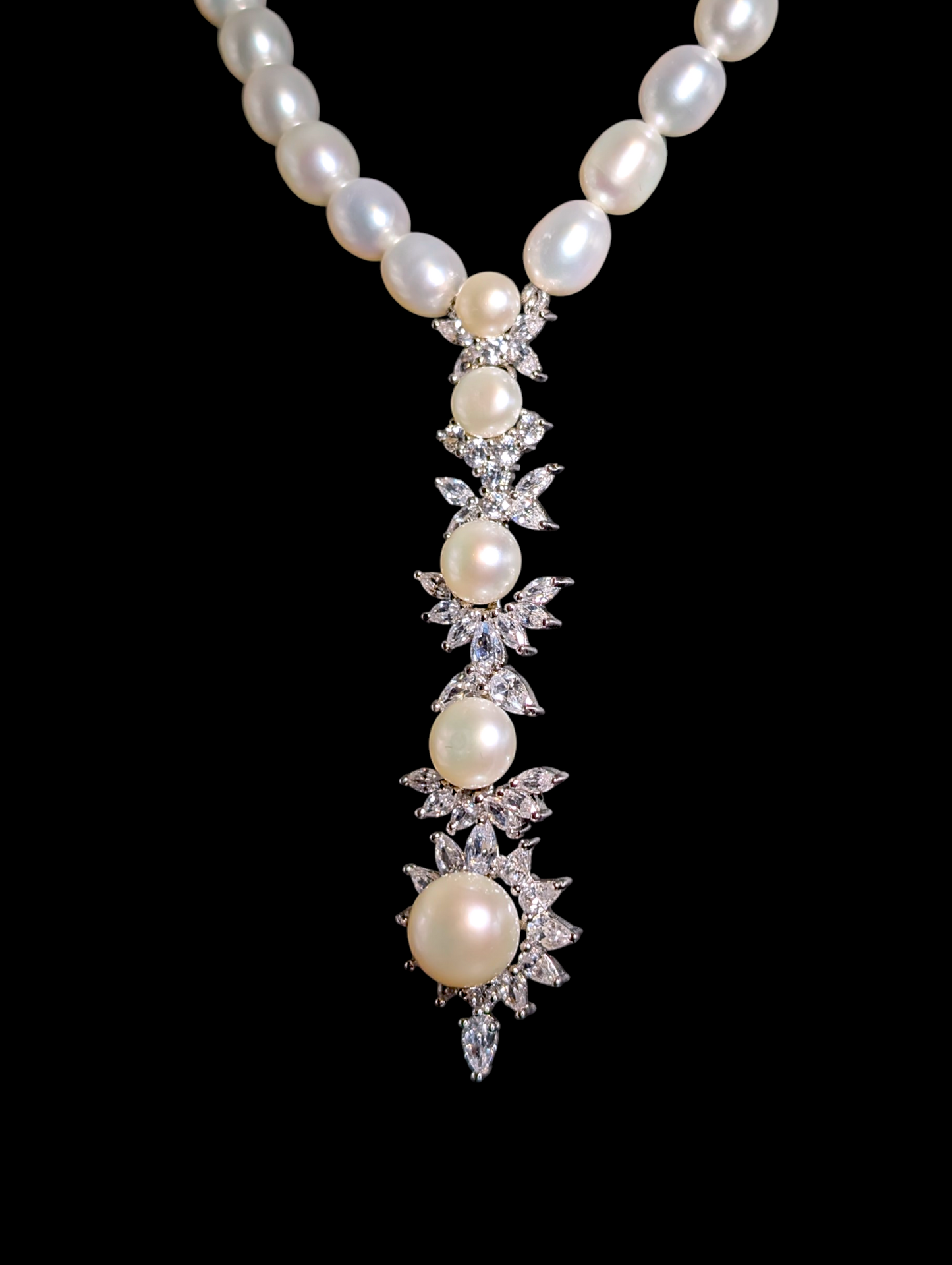 Vintage Genuine White Pearls with Simulated Diamond Silver Toned Necklace
