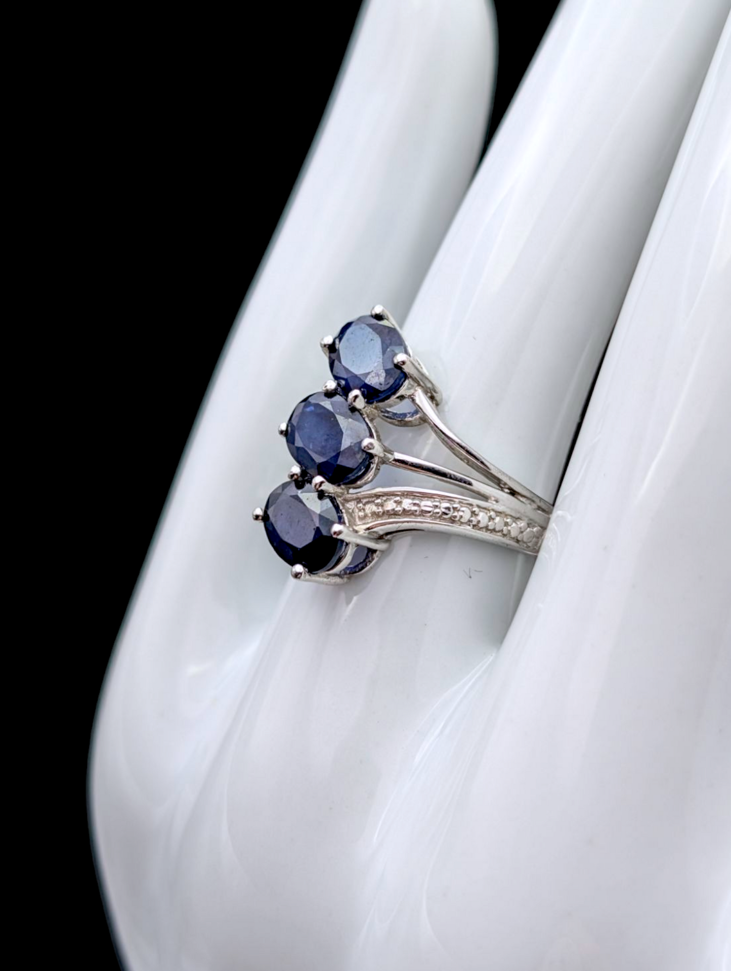 Vintage Oval Cut Three Stone Genuine Royal Blue Sapphire Split Shank Sterling Silver Ring