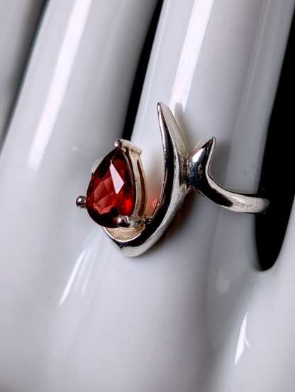 Vintage Designer Pear Cut Genuine Pyrope Garnet Solitaire Sterling Silver Ring