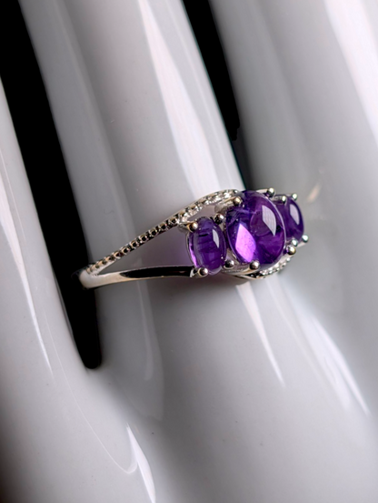 Vintage 3 Stone Cabochon Genuine Grape Amethyst Sterling Silver Split Shank Cross Over Ring