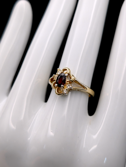 Vintage Solitaire Oval Genuine Garnet 14k Yellow Gold Vermeil Ring