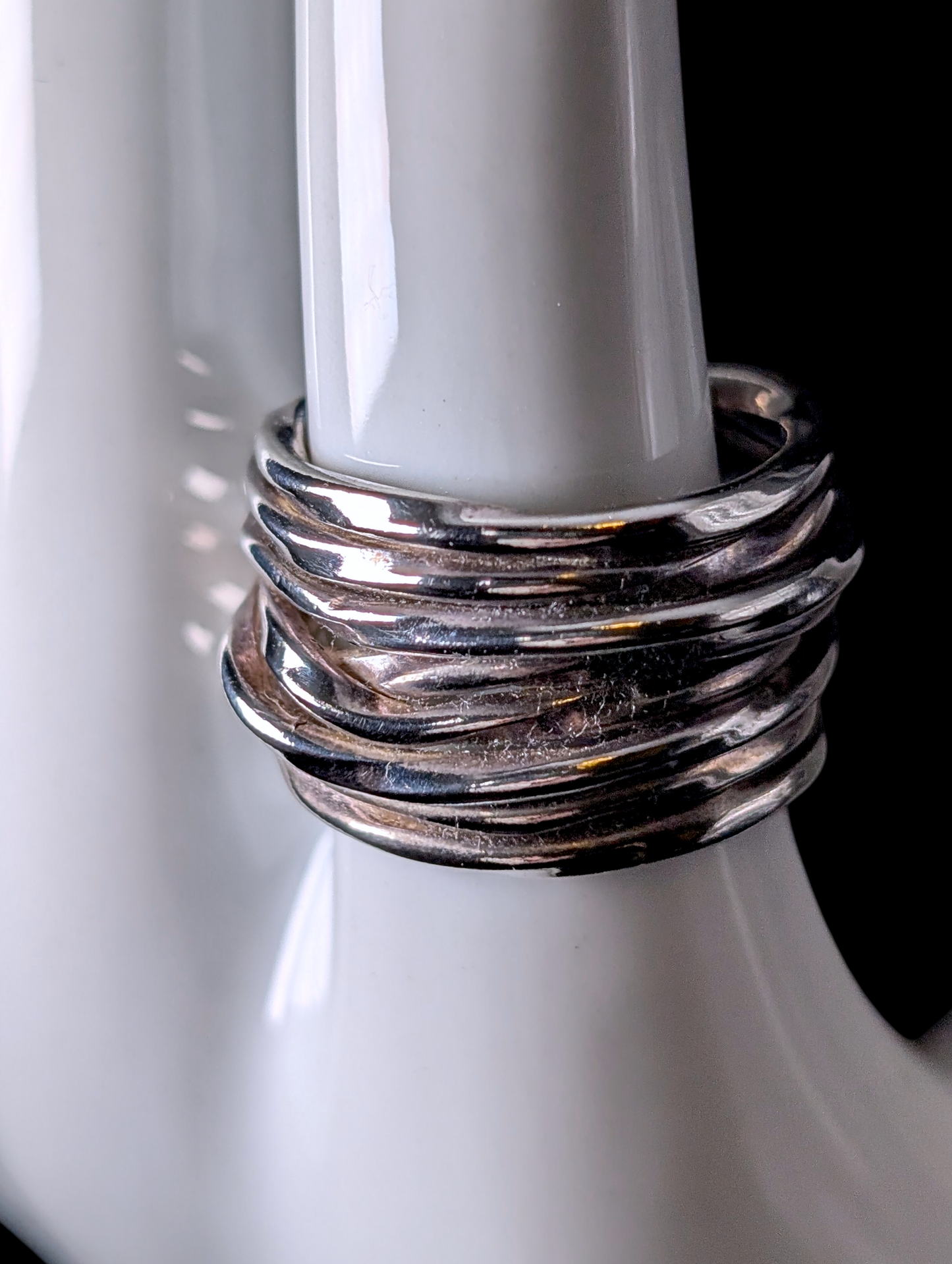 Vintage Brutalist Wrap Around Heavy Sterling Silver Band Ring