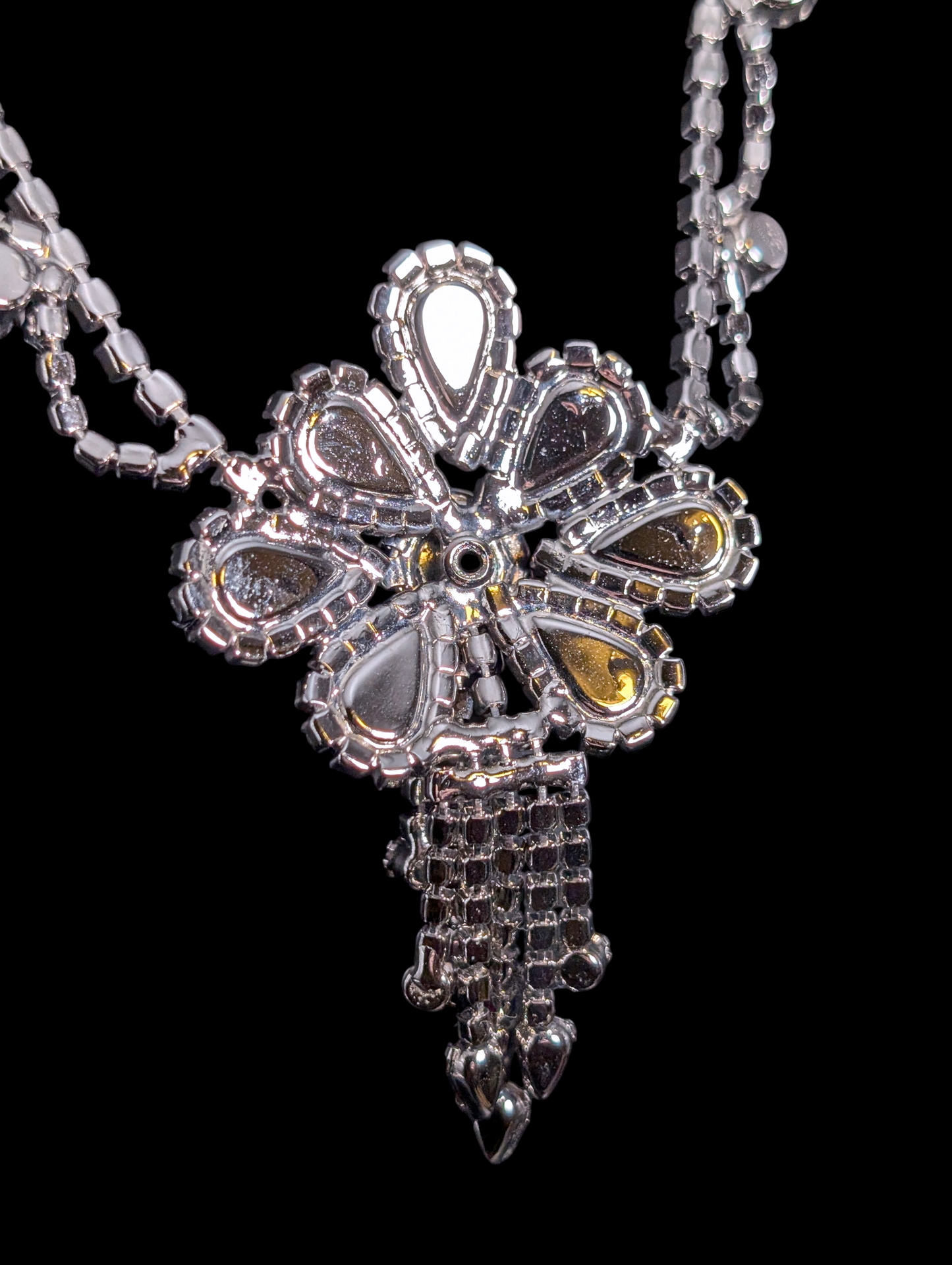 1950s - 1960s Elegant Clear and Red Rhinestone Chandelier Necklace and Earrings Parure Statement Set