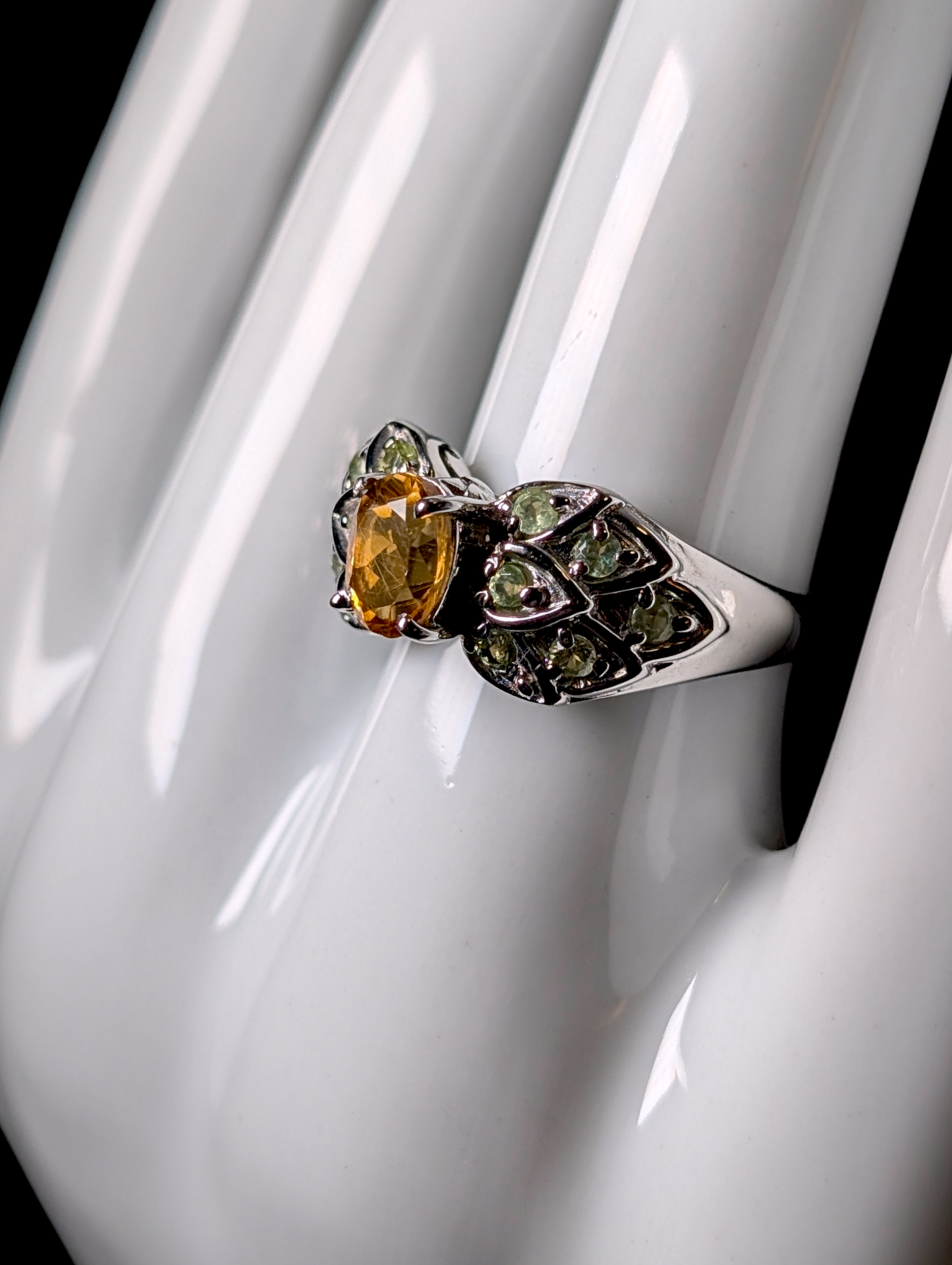 Vintage Oval Cut Genuine Golden Citrine Solitaire with Peridot Accents Stones Sterling Silver Ring