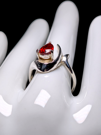 Vintage Designer Pear Cut Genuine Pyrope Garnet Solitaire Sterling Silver Ring