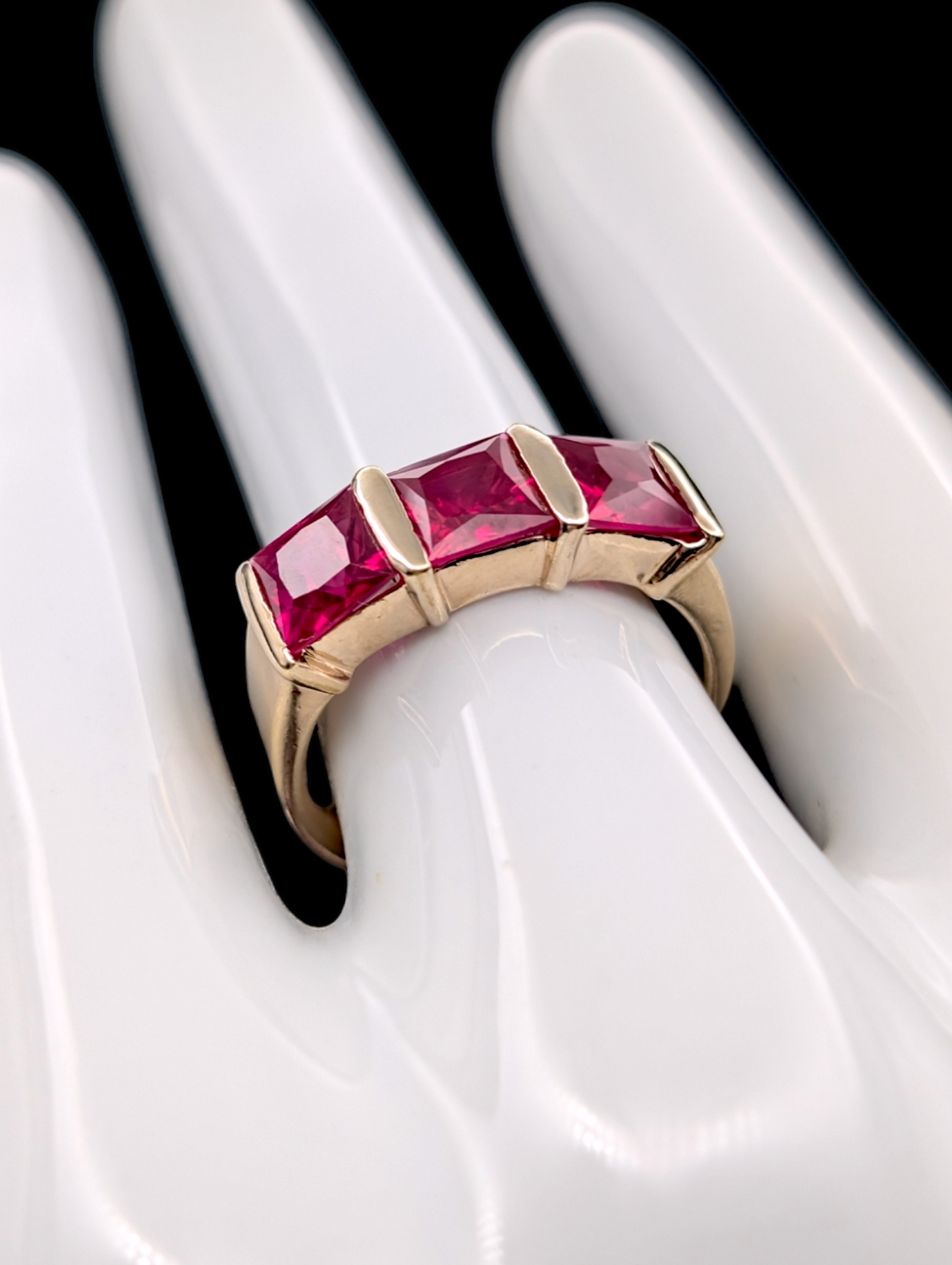 Vintage 3.7 Carat Genuine Thai Ruby Trio 18k Gold Vermeil Ring