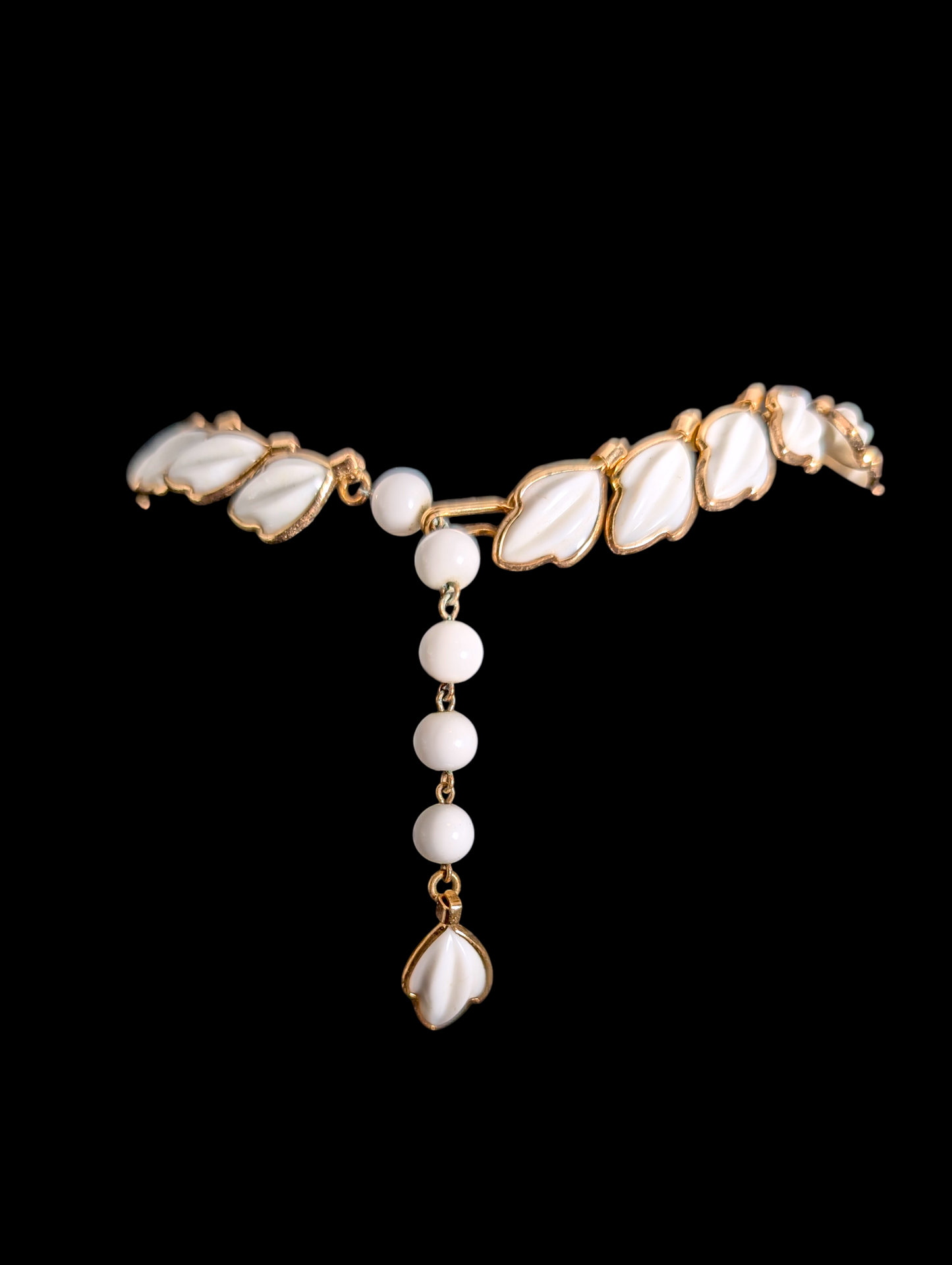 1950s - 1960s Crown Trifari Alfred Phillippe Dogwood White Leaf Choker Necklace and Matching Earrings Statement Set