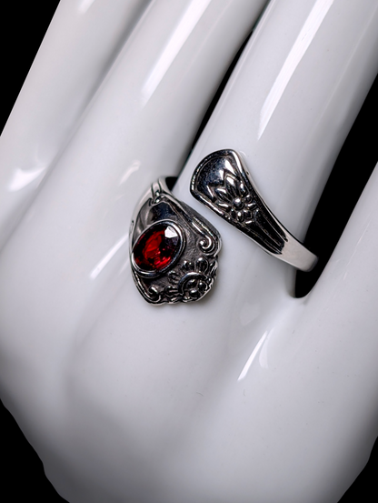 Vintage Oval Cut Bezel Set Genuine Red Garnet Silver Stainless Steel Spoon Wrap Ring