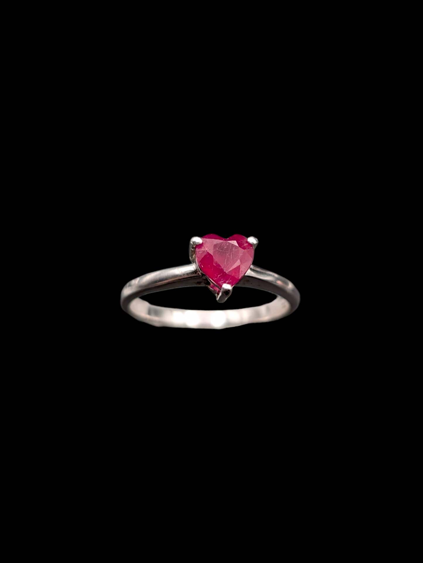 Vintage Genuine Earth Mined Red Ruby Heart Solitaire Minimalist Sterling Silver Ring