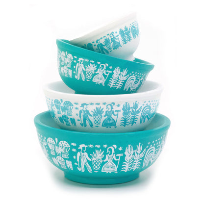 Mini Pyrex-Inspired Mixing Bowls – Retro Stackable Display Set