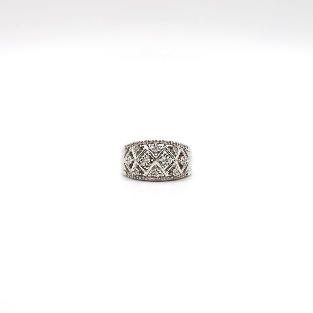 Vintage Genuine Diamond and Sterling Silver Ring