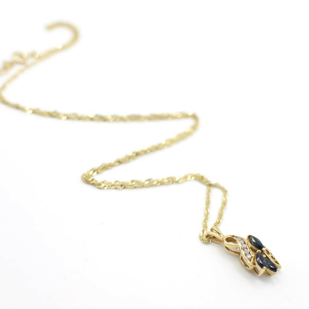 Vintage Genuine Earth Mined Diamond and Sapphire Pendant Necklace In 14K Yellow Gold