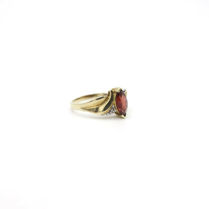 Vintage Genuine Diamond and Marquise Cut Garnet Ring In 10K Yellow Gold