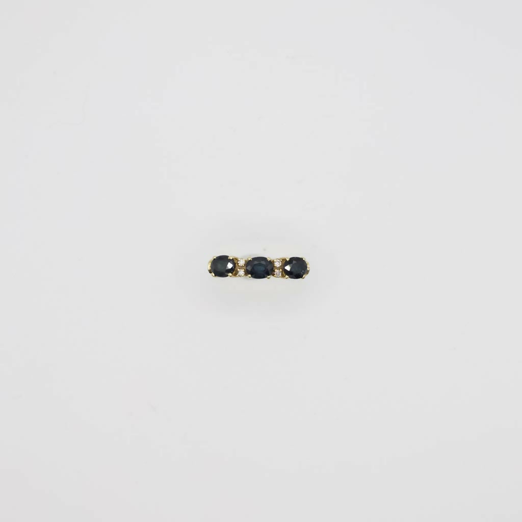 Vintage Genuine Diamond and Sapphire Ring In 14K Yellow Gold