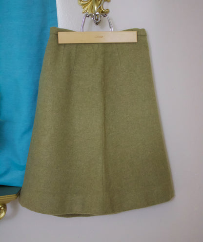 1960s Olive Green Wool Skirt with Mother of Pearl Style Button
