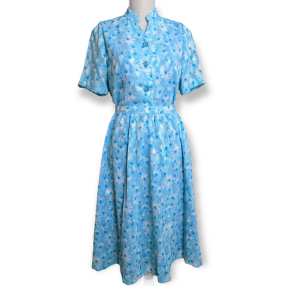 1980s Does 1940s Two Piece Blouse and Pleated Skirt Set With Blue Daisies and Glamorous Buttons