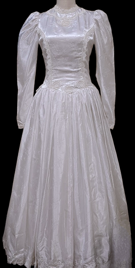 1980s Vintage Prairie Floral Wedding Gown in Bright White Satin with Large Ribbon and Rosette