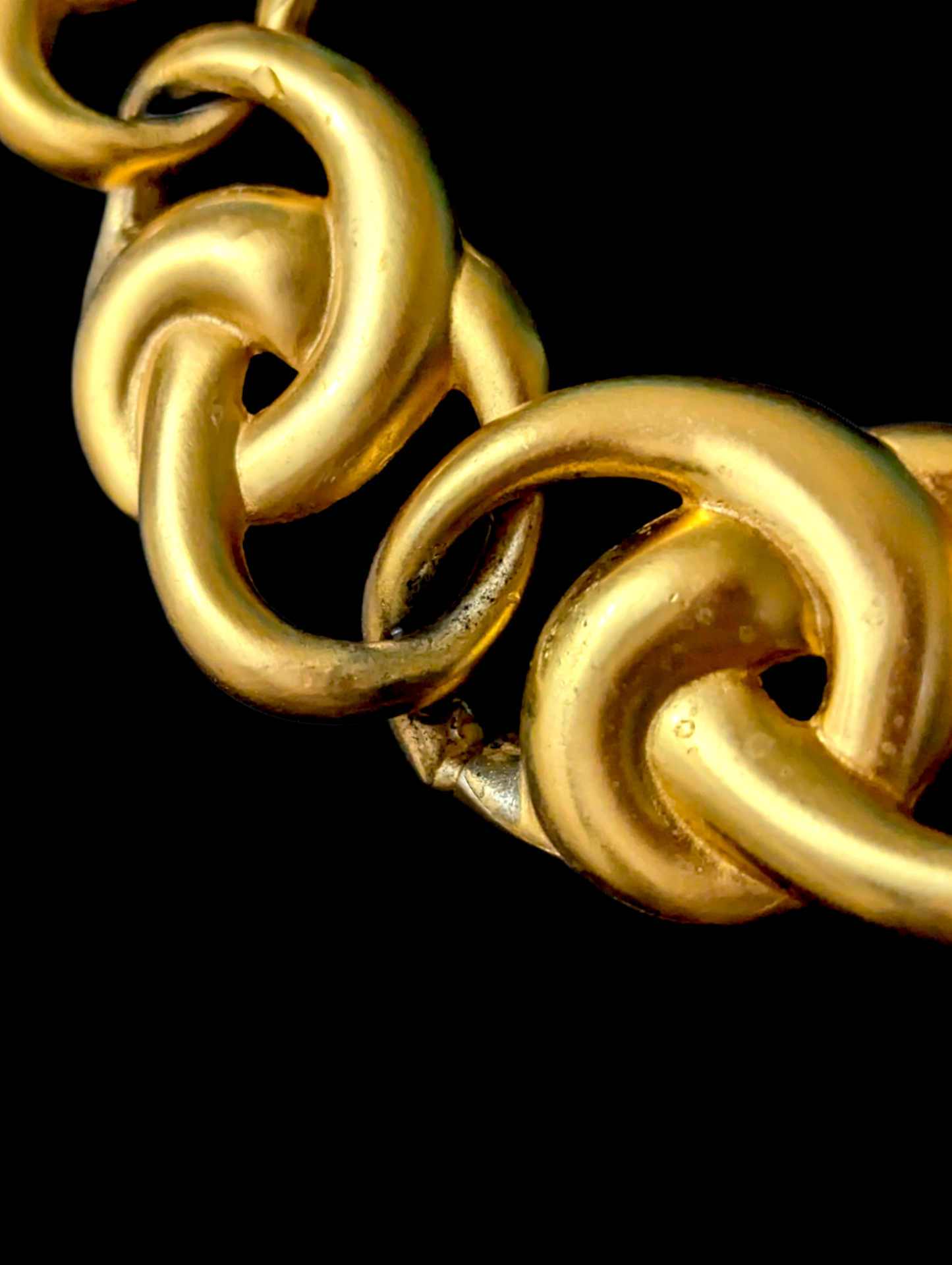 1980s Anne Klein Infinity Love Knot Design Necklace