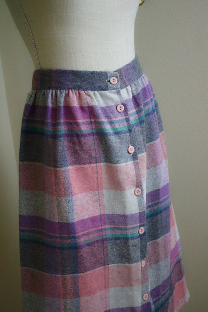 1980s Kayo Italian Wool Blend Mid Length Skirt with Pink Buttons in Blue, Pink and White Flannel