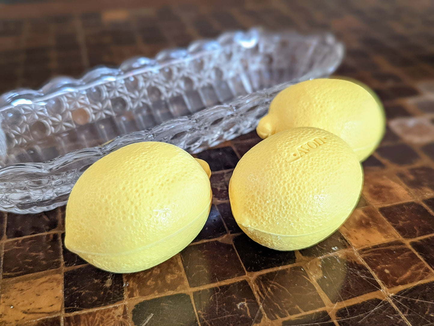 Vintage Sunny Lemon Soap Dish with 3 Bars of Lemon Soap New Old Stock Avon